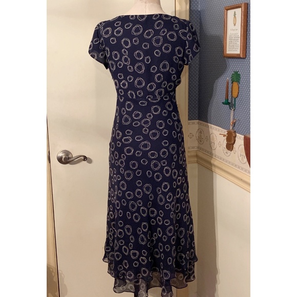 Talbots Pure Silk Size 2P Dress Sleeveless Navy - Picture 3 of 7